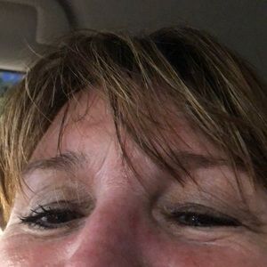 Meet your Posher, Leslie